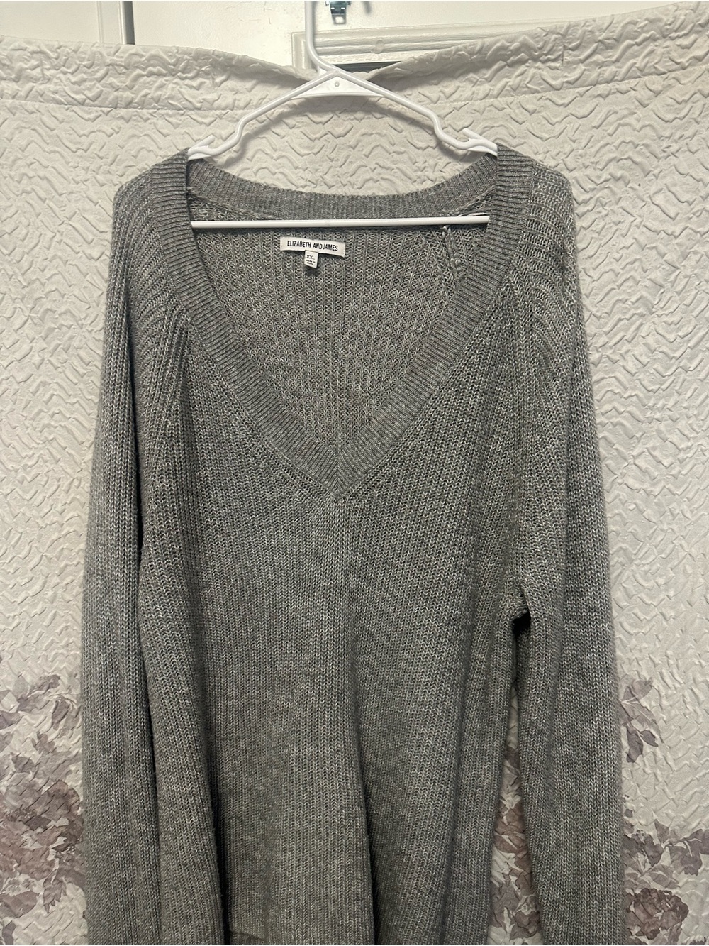 Elizabeth and James Heather Gray V-Neck Sweater